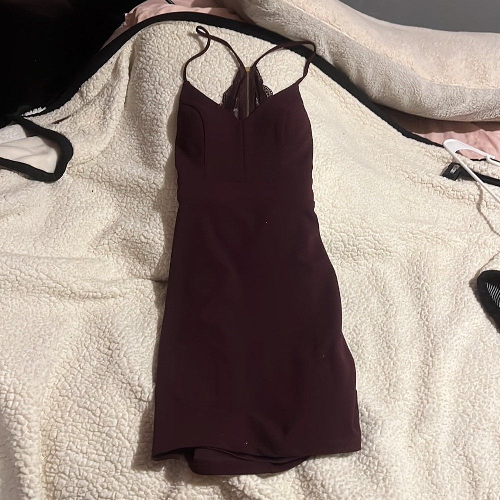 dresses - Picture 3 of 4